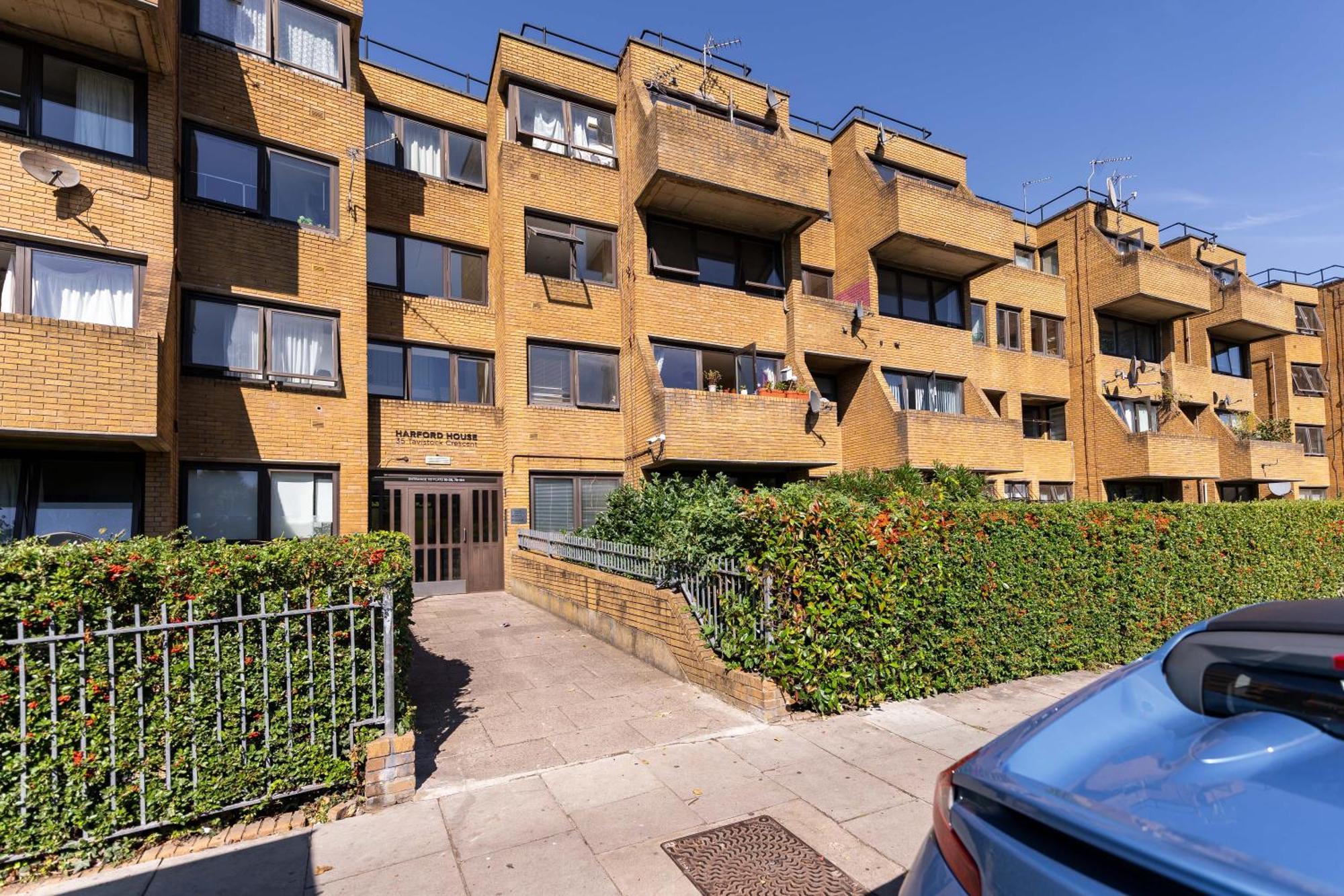 Luxury 3 Bedroom Flat With Balcony In Westbourne Park Лондон Экстерьер фото